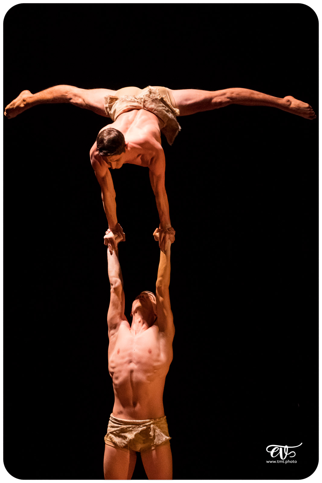 MY LAND (RECIRQUEL COMPANY)